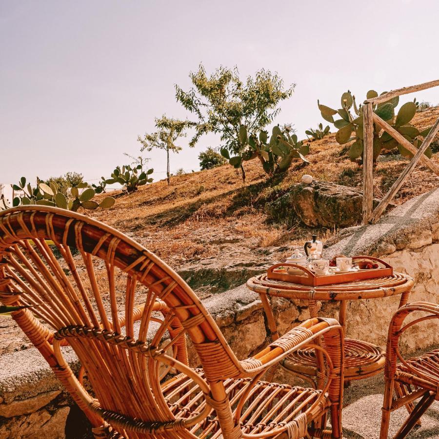 ויאסטה Villaggio Eco-Sostenibile Cala Molinella מראה חיצוני תמונה