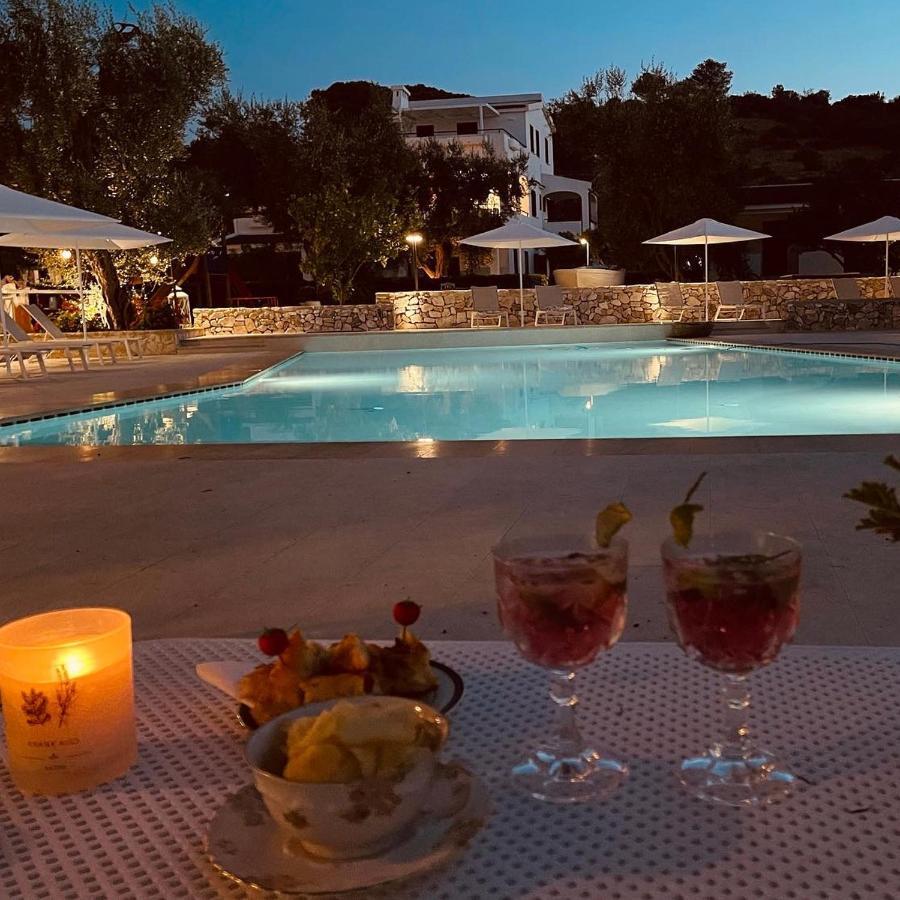 ויאסטה Villaggio Eco-Sostenibile Cala Molinella מראה חיצוני תמונה